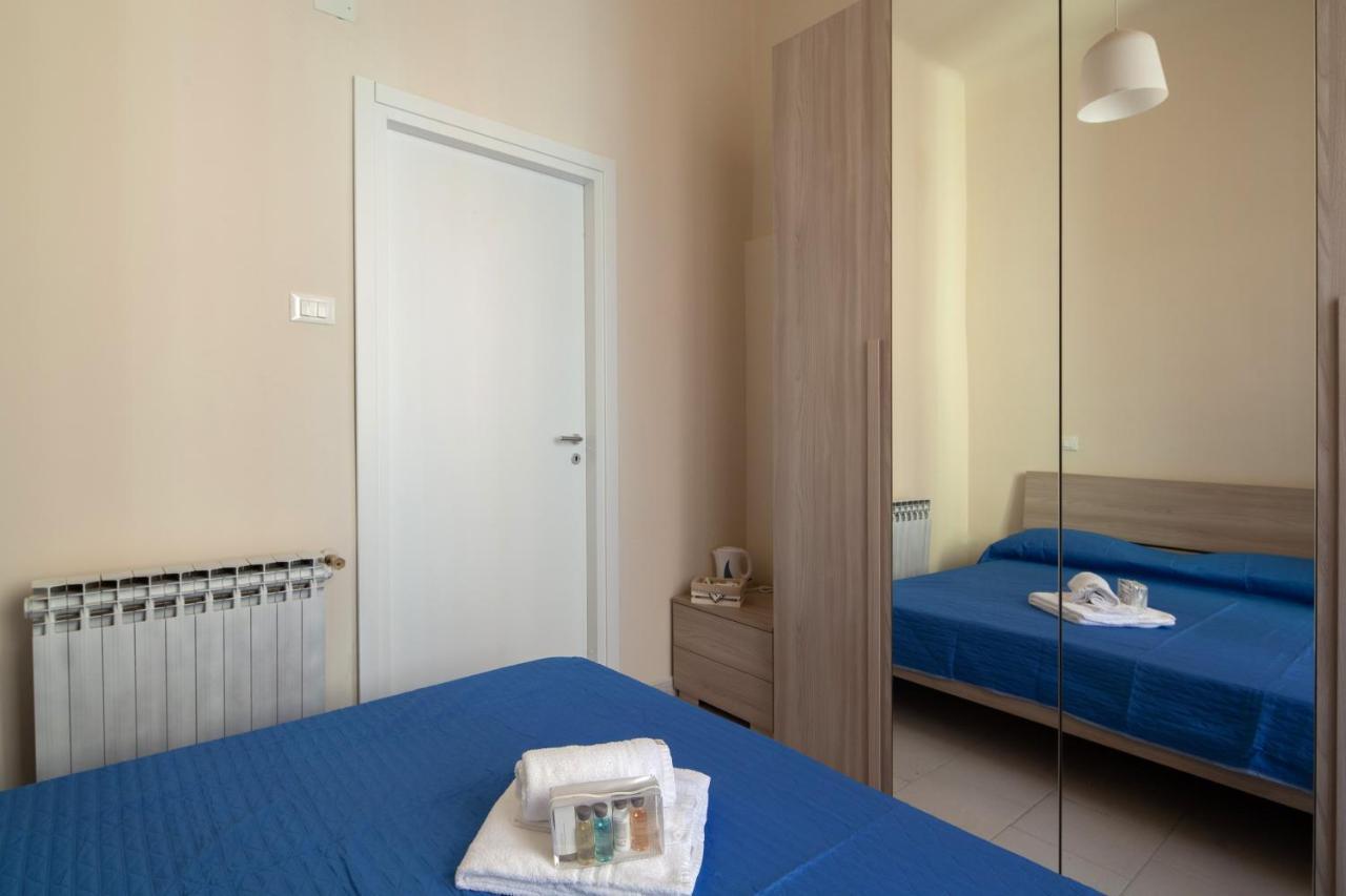 Rent Rooms Специя Экстерьер фото