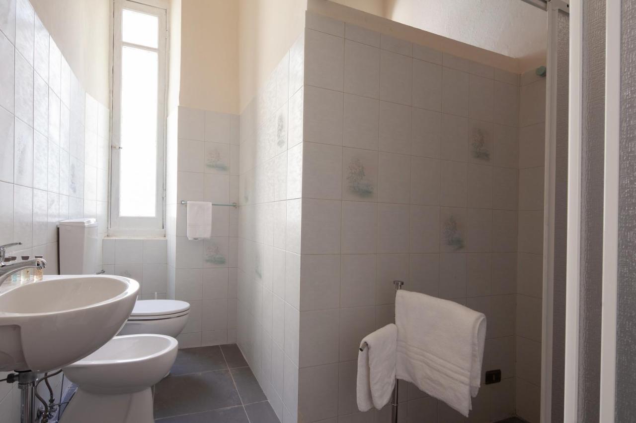 Rent Rooms Специя Экстерьер фото